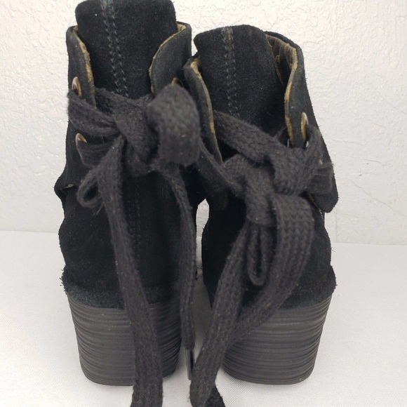 Fly London Boots Yama Wedge Ankle Bootie Black Suede Lace Up Size 38 EU 8 US - Picture 4 of 13
